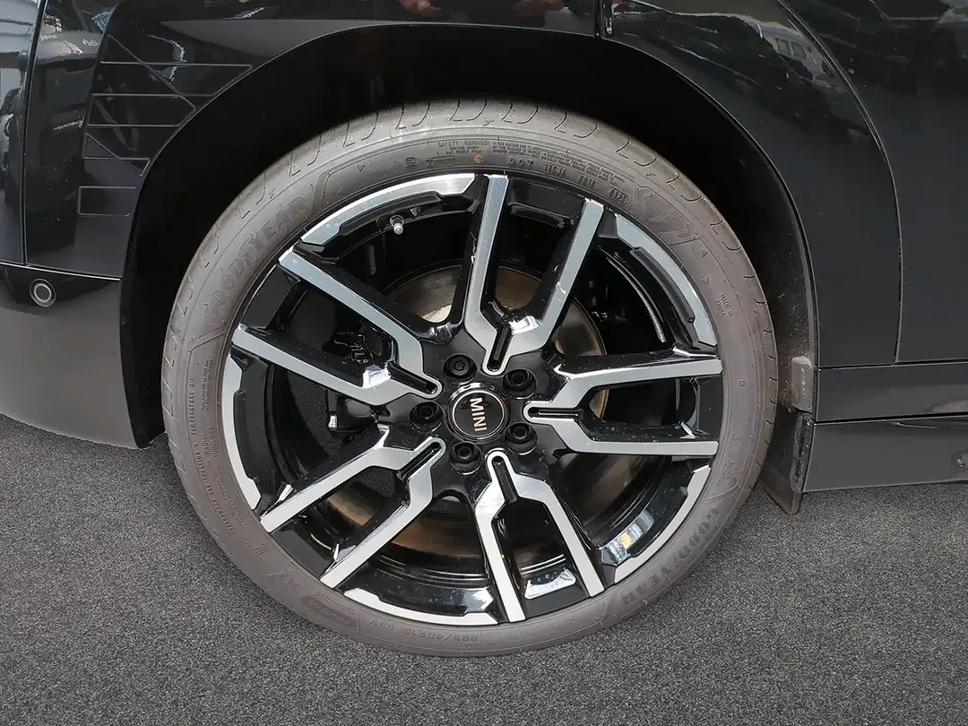 MINI Aceman JCW Trim - Thumbnail 7