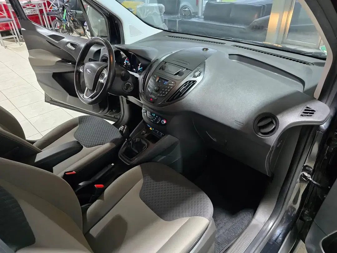 Ford Tourneo Courier 1.5 EcoBlue Trend - Thumbnail 14
