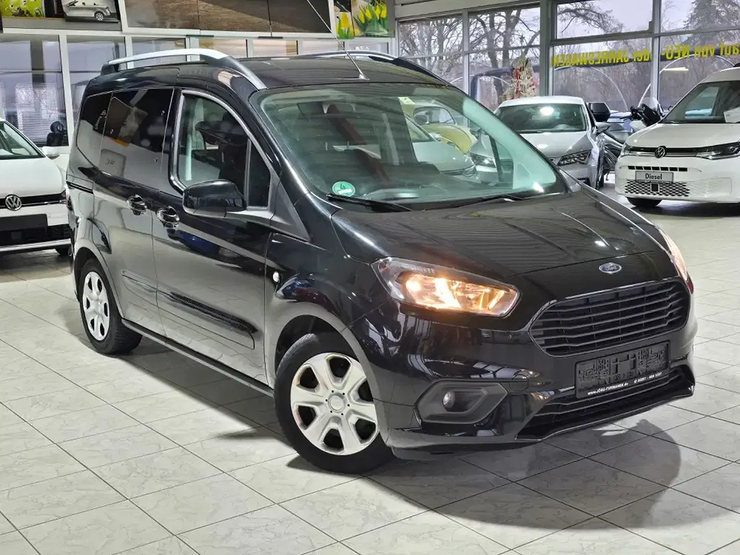 Ford Tourneo Courier 1.5 EcoBlue Trend - foto 2
