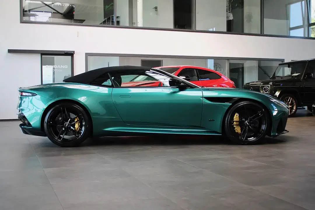 Aston Martin DBS 5.2 V12 Volante - Thumbnail 10