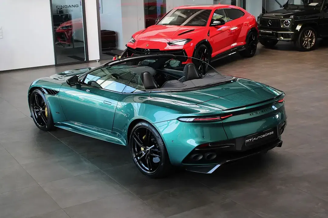 Aston Martin DBS 5.2 V12 Volante - Thumbnail 6