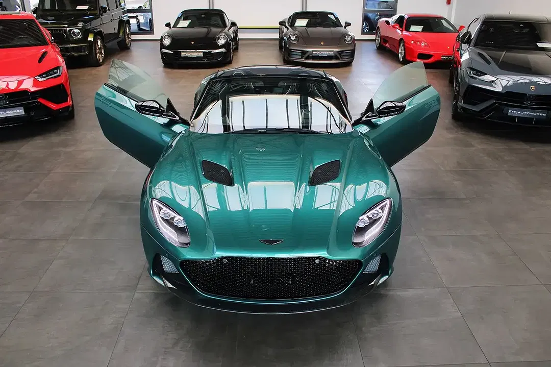 Aston Martin DBS 5.2 V12 Volante - Thumbnail 8