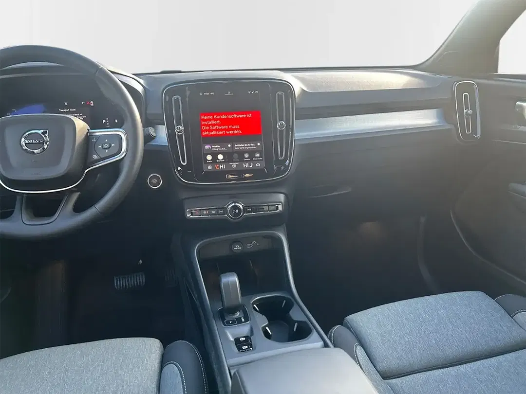 Volvo XC40 B3 Core - Thumbnail 12