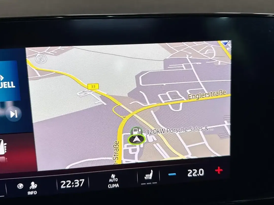 Skoda Octavia 2.0 TDI DSG Combi Sportline - Thumbnail 7