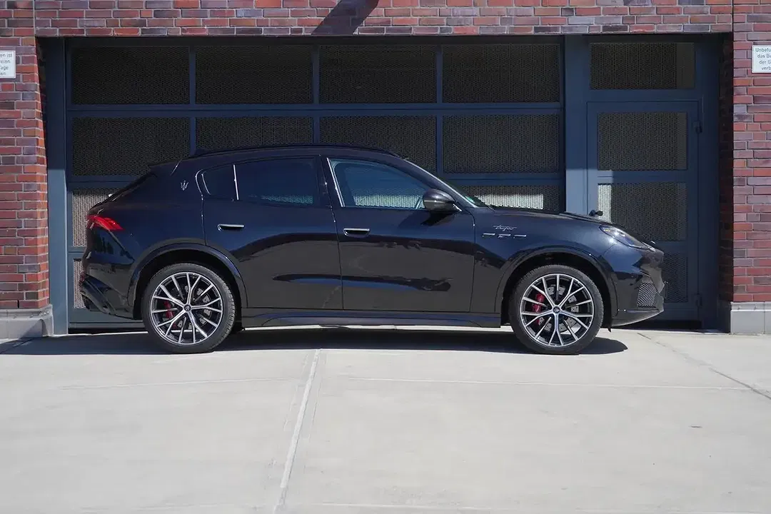 Maserati Grecale 3.0 V6 Trofeo - Thumbnail 8