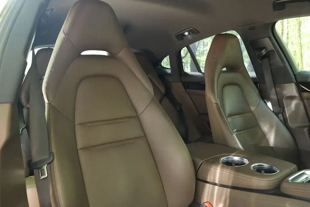 Porsche Panamera E-Hybrid 4 - Thumbnail 13