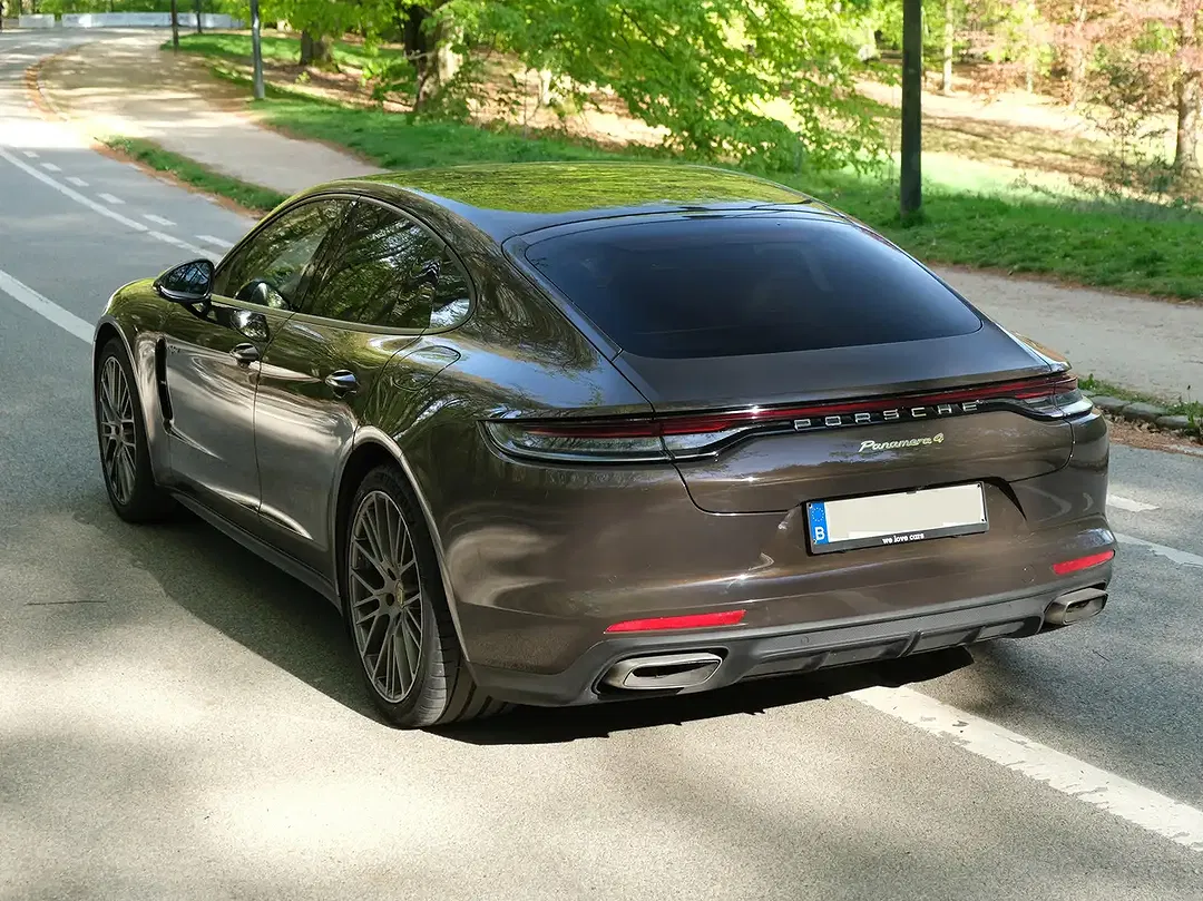 Porsche Panamera E-Hybrid 4 - Thumbnail 7
