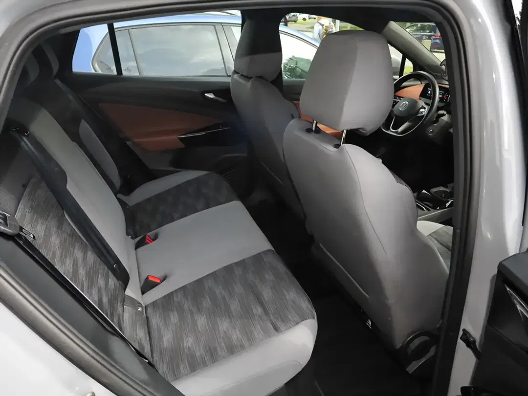 Volkswagen ID.5 Pro Performance - Thumbnail 10