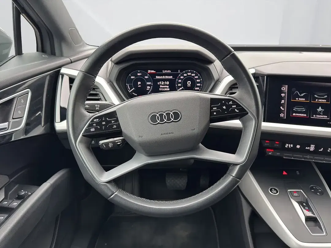 Audi Q4 e-tron 35 - Thumbnail 12