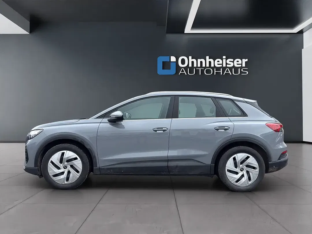 Audi Q4 e-tron 35 - Thumbnail 3