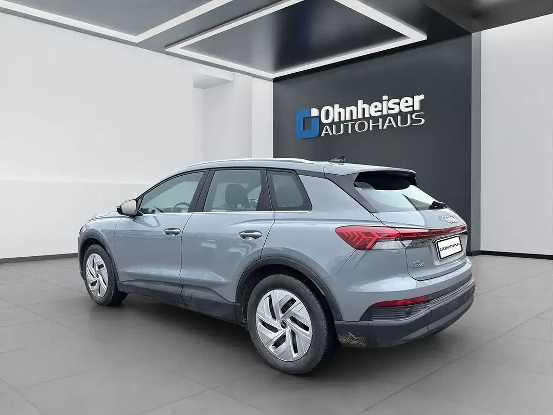 Audi Q4 e-tron 35 - Thumbnail 4