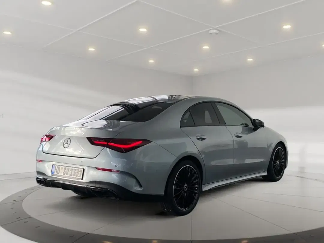 Mercedes-Benz CLA 180 AMG MBUX Night - Thumbnail 2