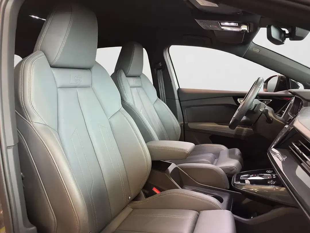 Audi Q4 e-tron 40 Matrix LED Edition One S line - Thumbnail 4