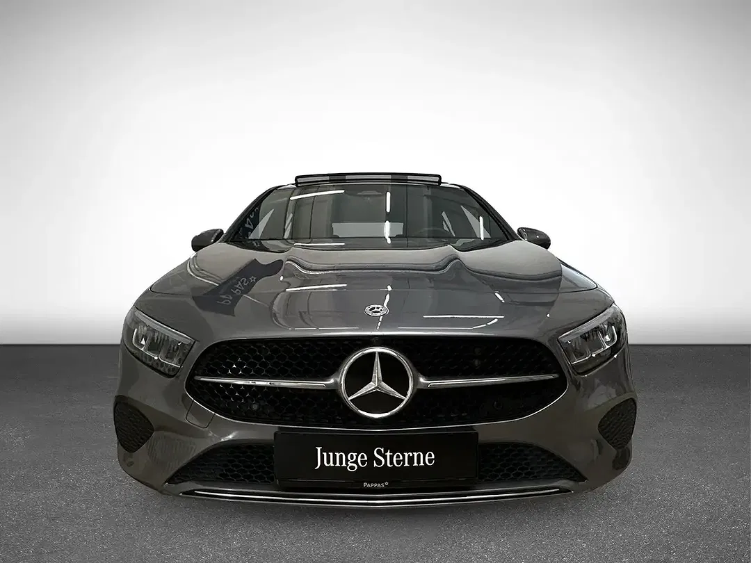 Mercedes-Benz A 180 - Thumbnail 3