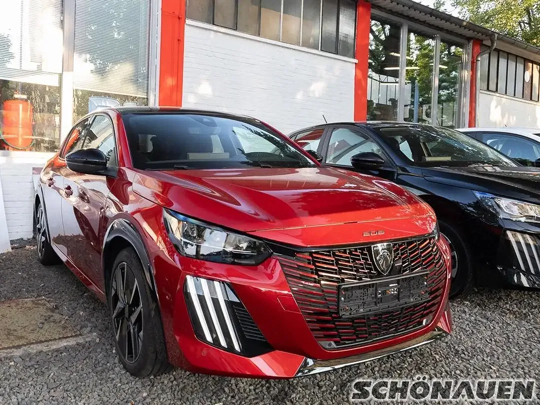 Peugeot 208 136 GT - Thumbnail 3