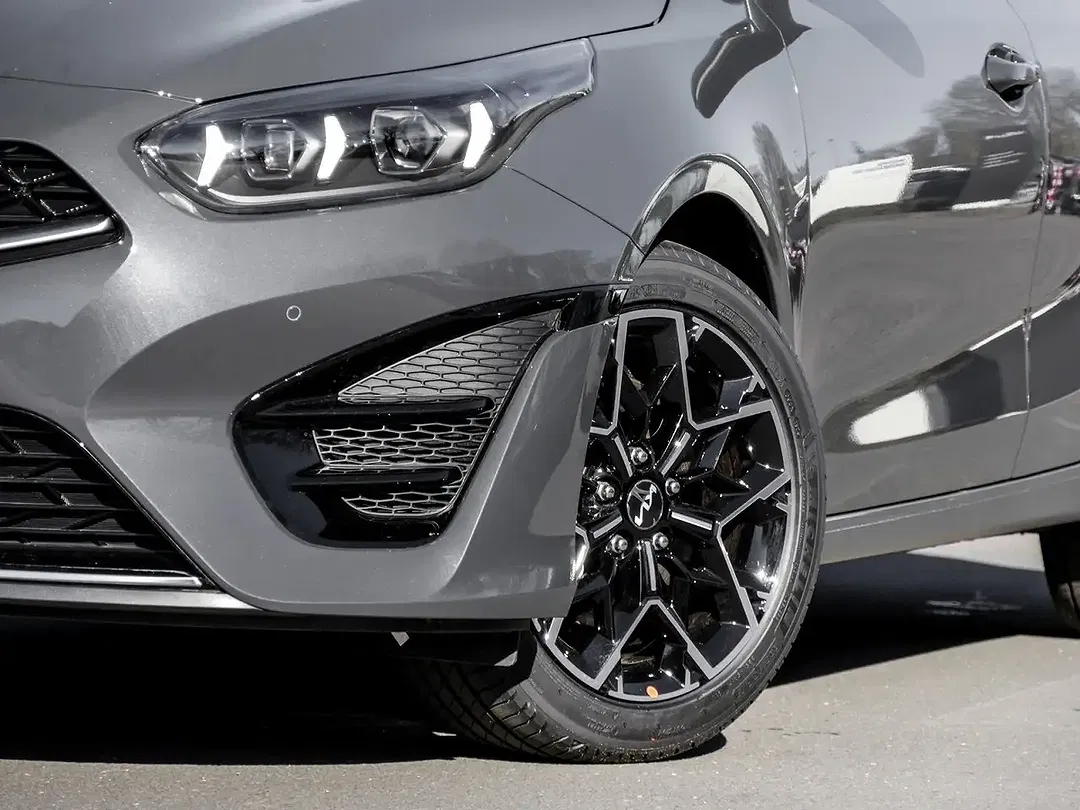 Kia Ceed / cee'd 1.5 T-GDI GT GT-Line - Thumbnail 4