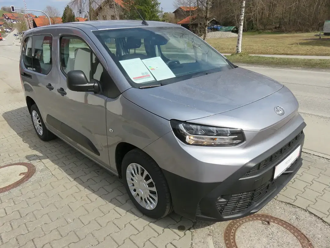 Toyota Proace City 1.2 Comfort - Thumbnail 4