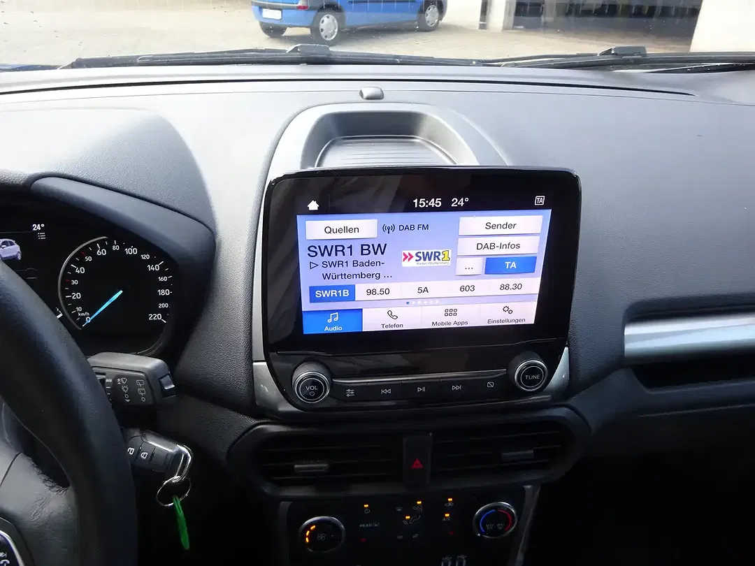 Ford EcoSport Cool & Connect - Thumbnail 13