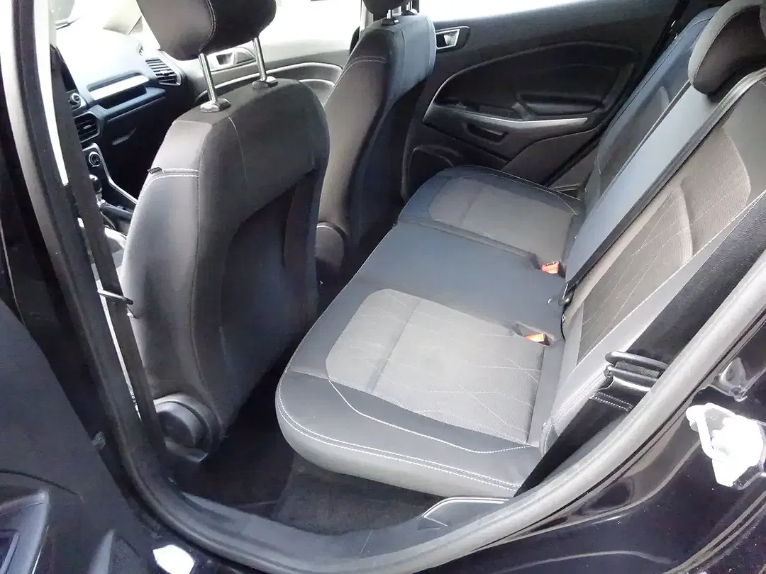 Ford EcoSport Cool & Connect - Thumbnail 16