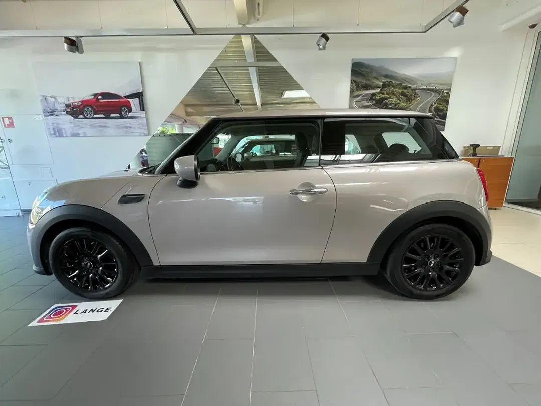MINI Cooper 1.5 Classic Trim - Thumbnail 3