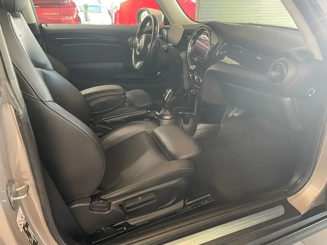MINI Cooper 1.5 Classic Trim - Thumbnail 8