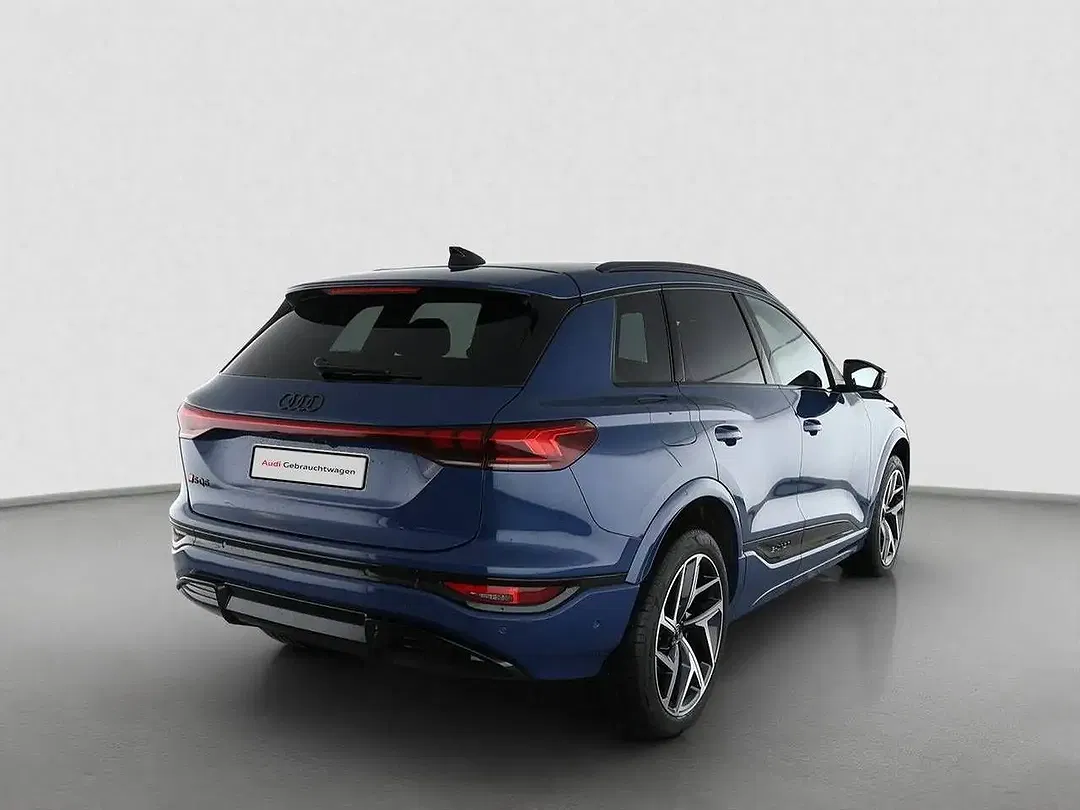 Audi SQ6 e-tron S line Edition One - Thumbnail 3