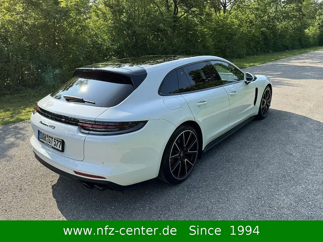 Porsche Panamera GTS Sport Turismo - Thumbnail 11