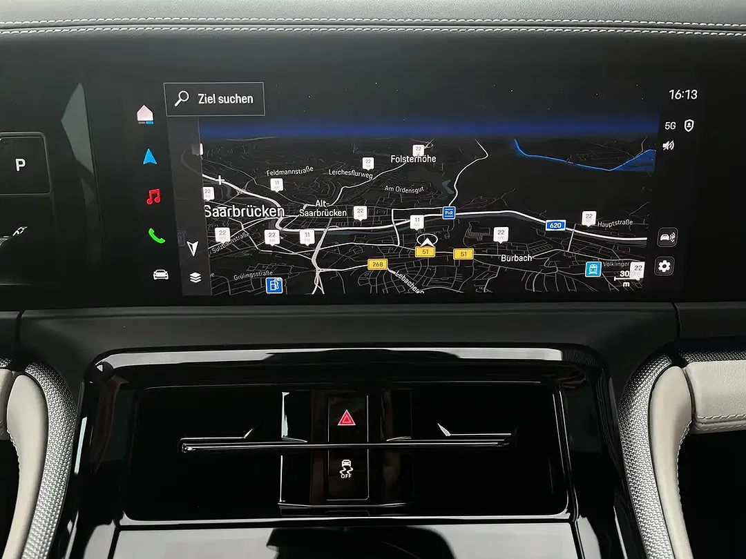 Porsche Panamera E-Hybrid 4 - foto 15
