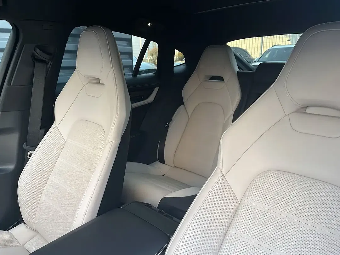 Porsche Panamera E-Hybrid 4 - Thumbnail 5