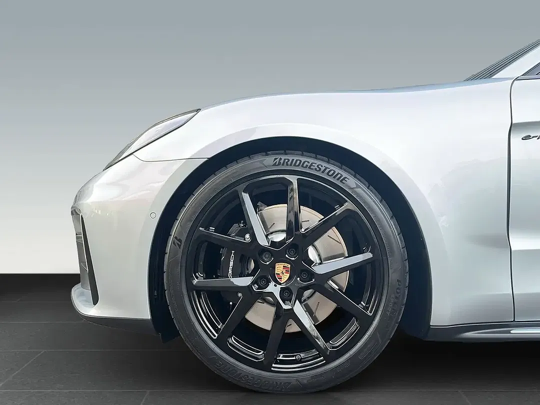 Porsche Panamera E-Hybrid 4 - Thumbnail 8