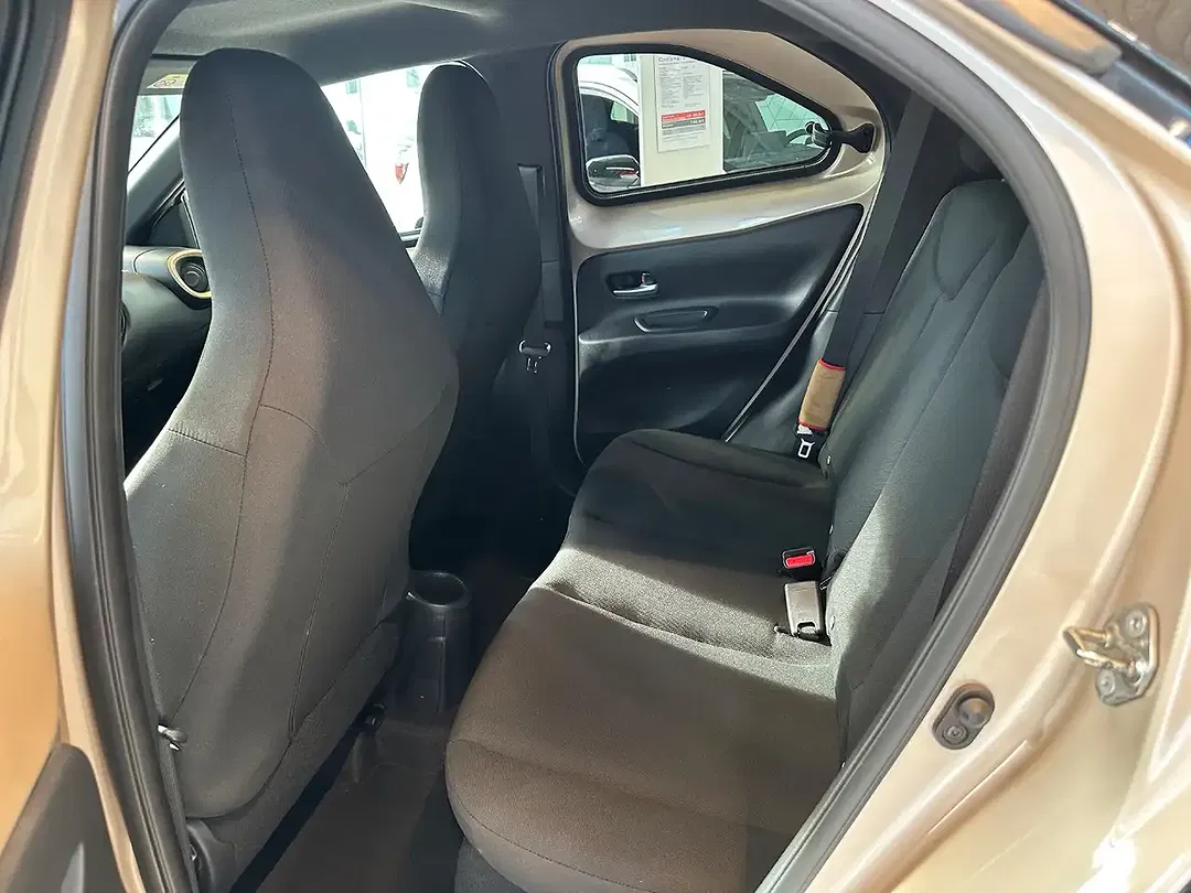 Toyota Aygo - Thumbnail 12