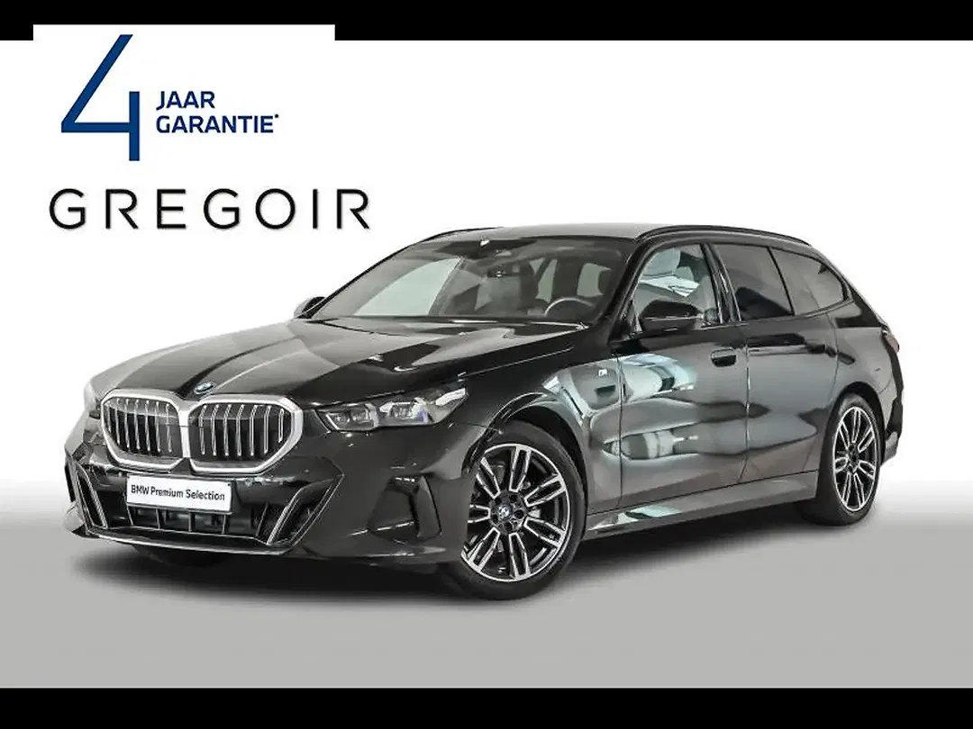 BMW 520 Touring M Sport Comfort - Thumbnail 1