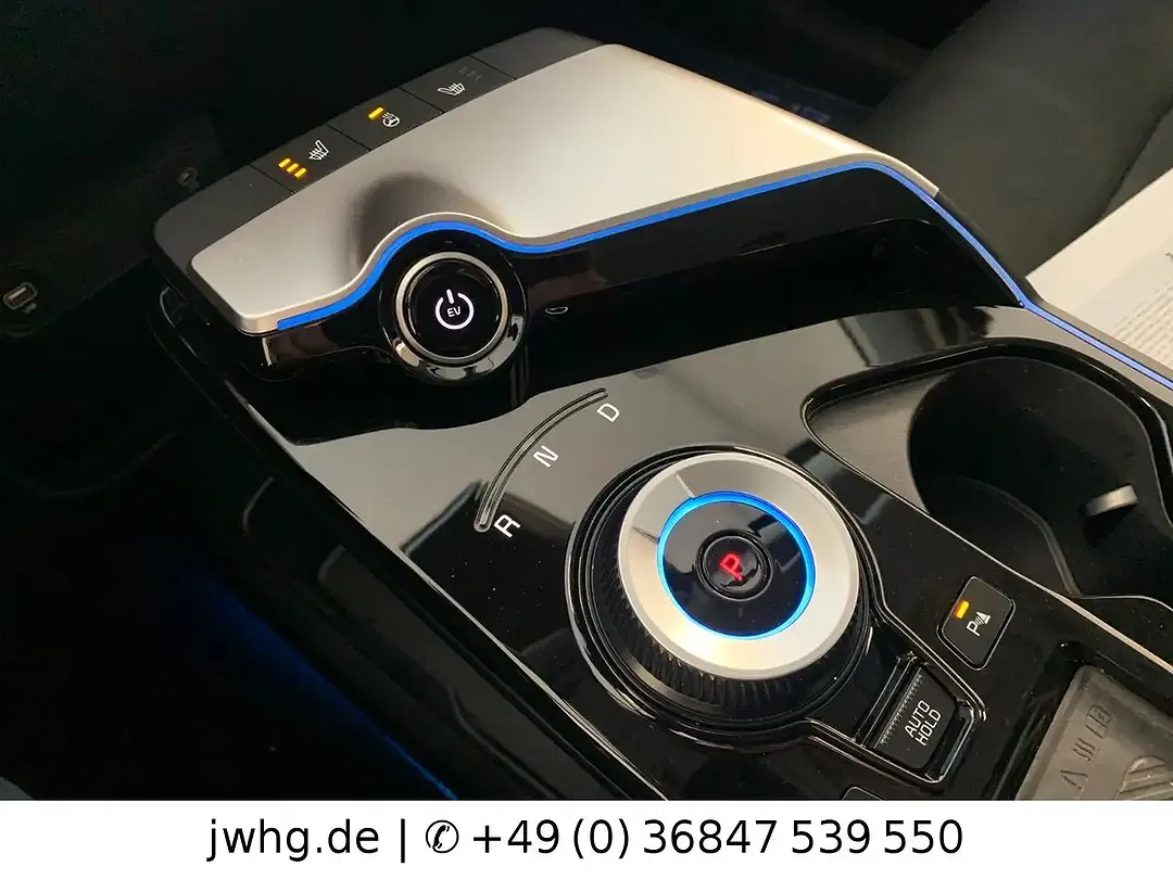 Kia EV6 - Thumbnail 10