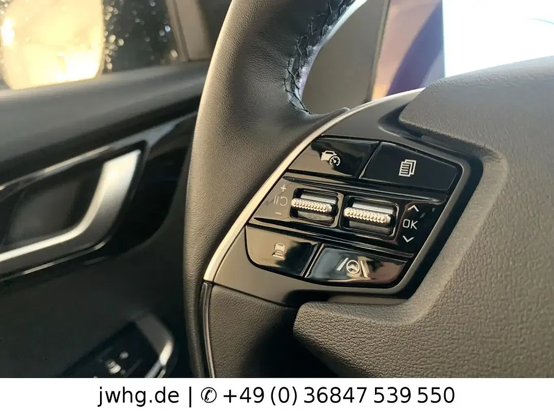 Kia EV6 - Thumbnail 12