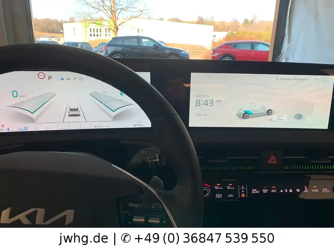 Kia EV6 - Thumbnail 13