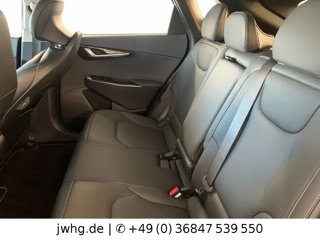 Kia EV6 - Thumbnail 8