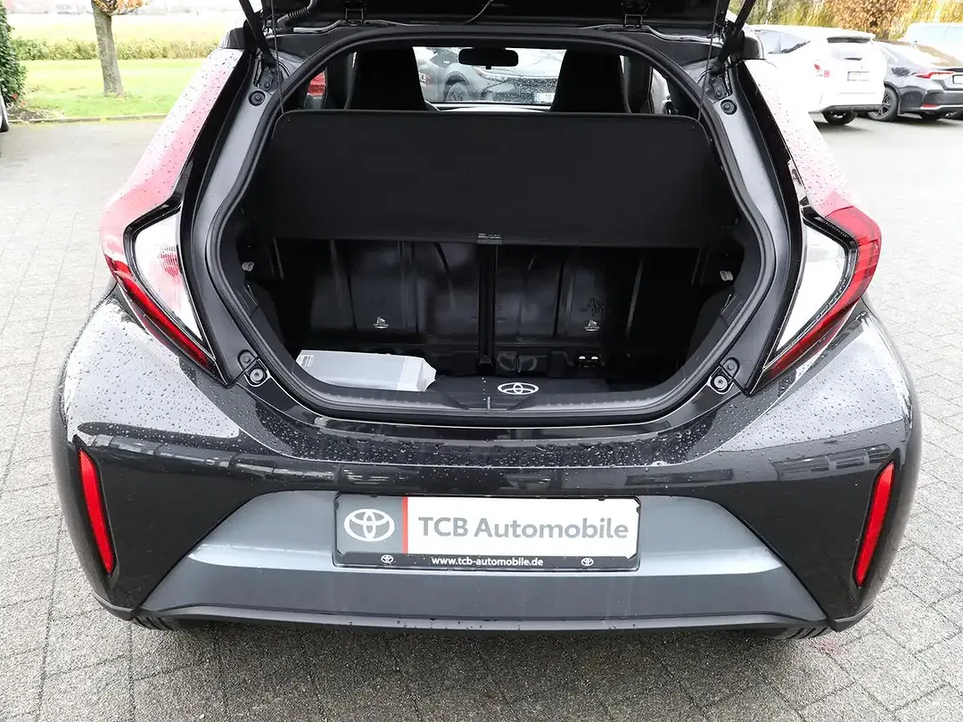Toyota Aygo X Teamplayer - Thumbnail 10