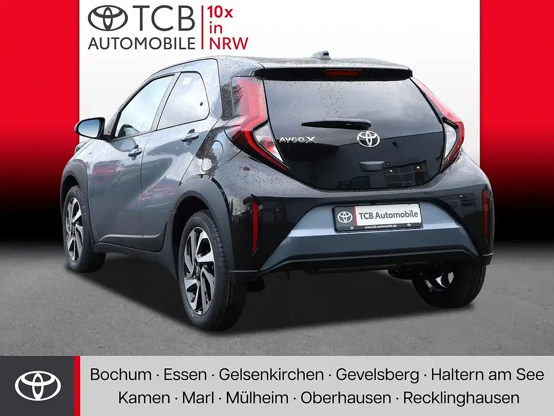Toyota Aygo X Teamplayer - Thumbnail 2