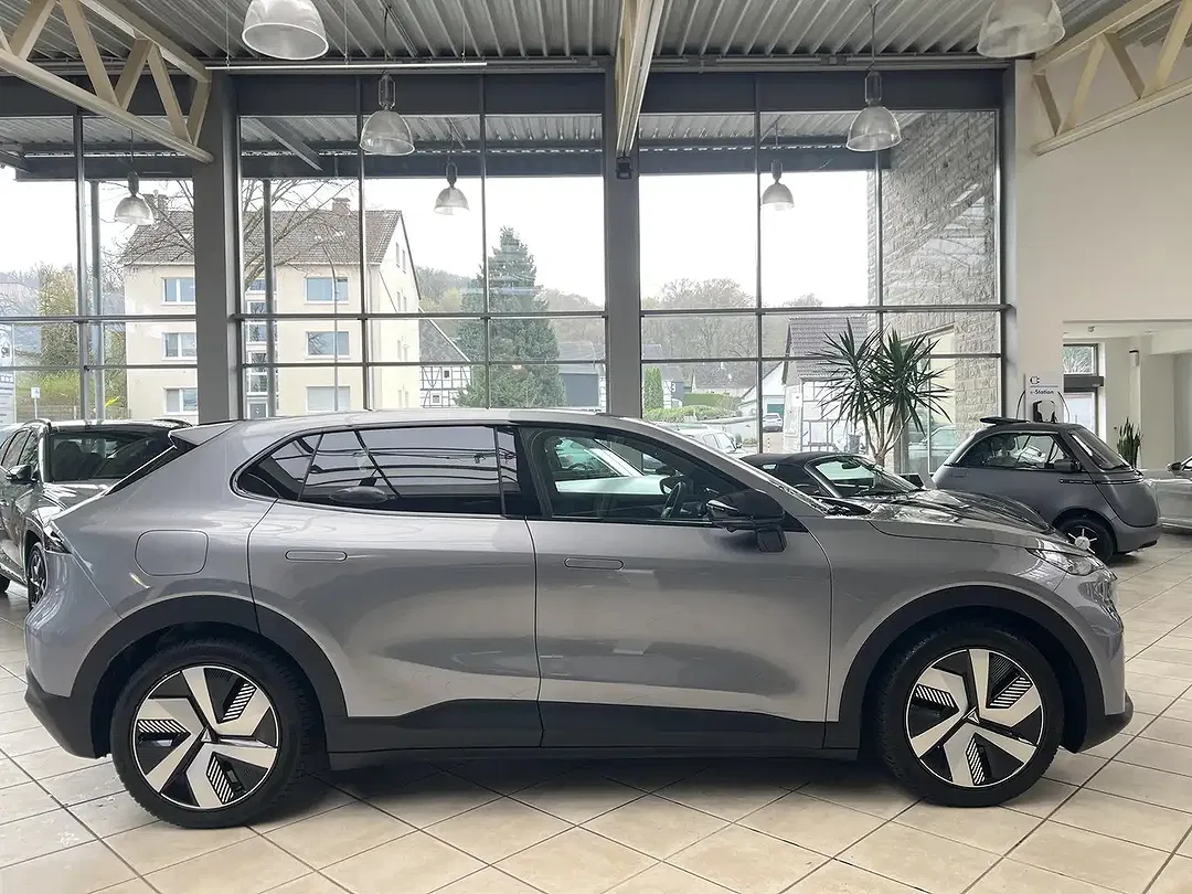 Changan Deepal S05 - foto 2
