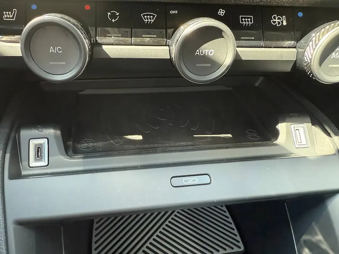 Citroen C4 EAT8 Hybrid Max - Thumbnail 11