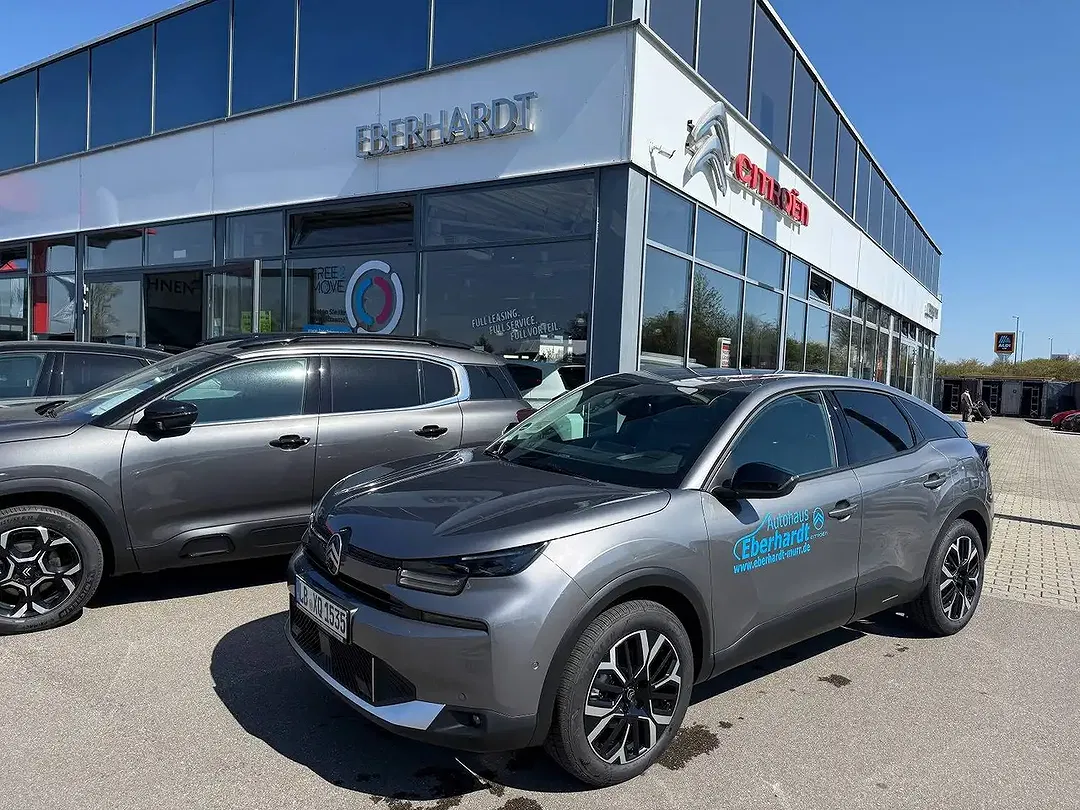 Citroen C4 EAT8 Hybrid Max - Thumbnail 4