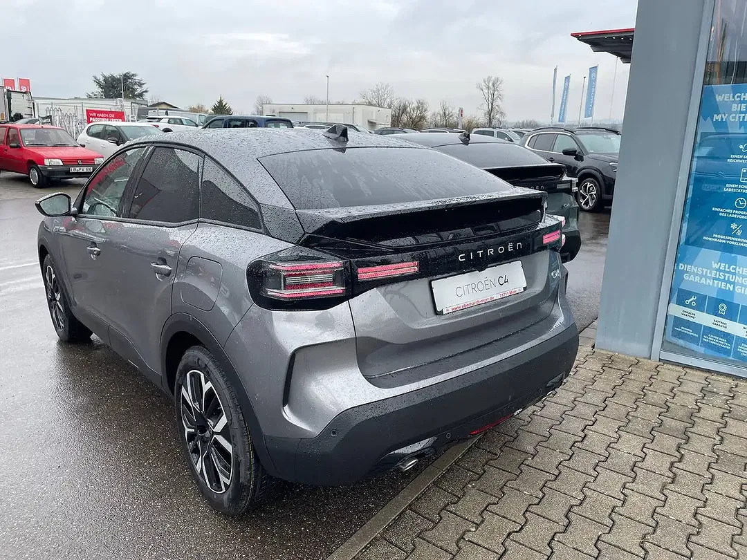 Citroen C4 EAT8 Hybrid Max - Thumbnail 7