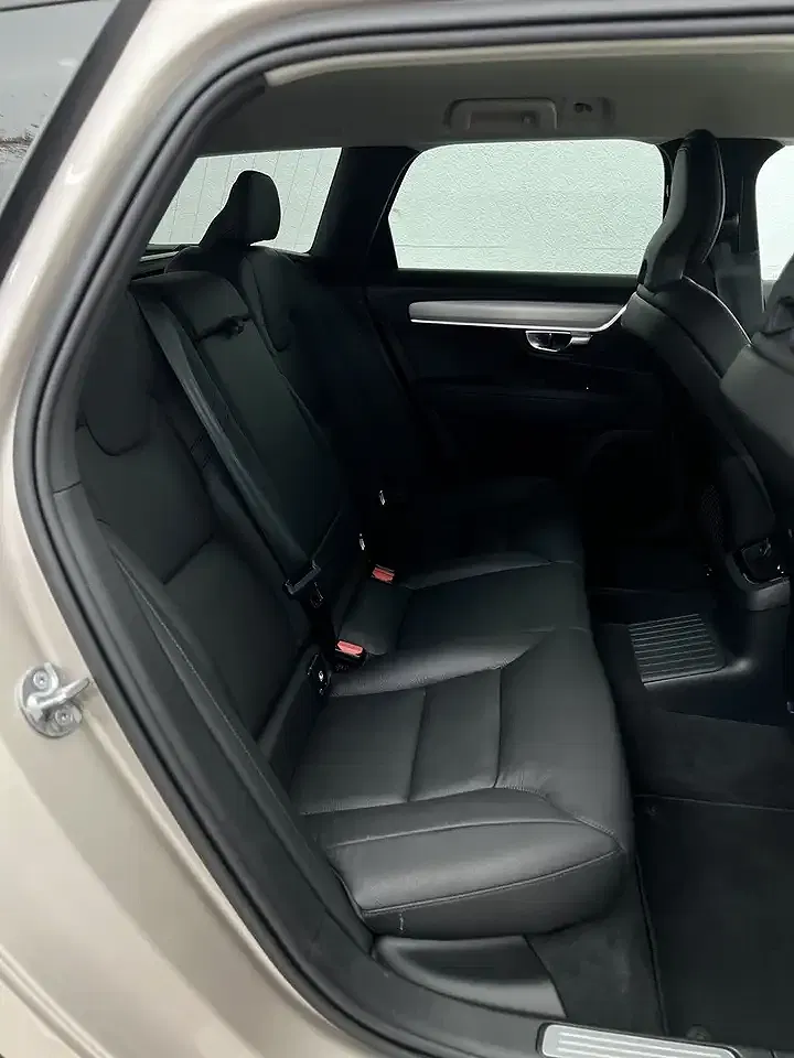 Volvo V90 T6 AWD - Thumbnail 9