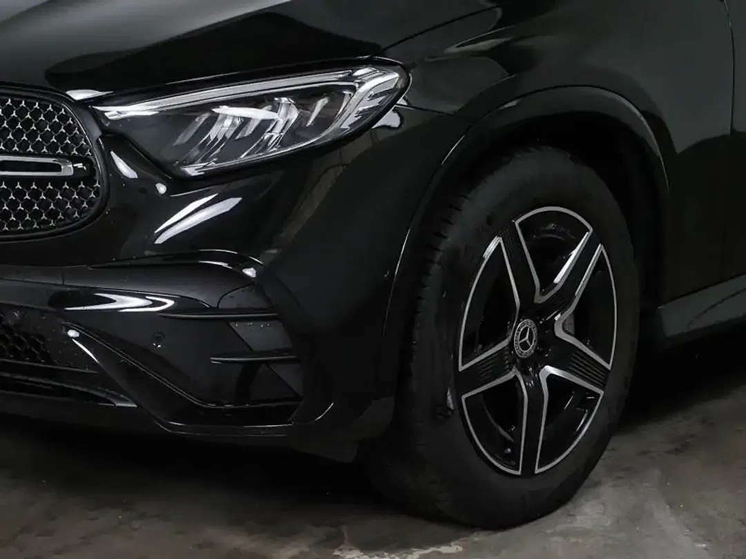 Mercedes-Benz GLC 200 4MATIC AMG Line - Thumbnail 6