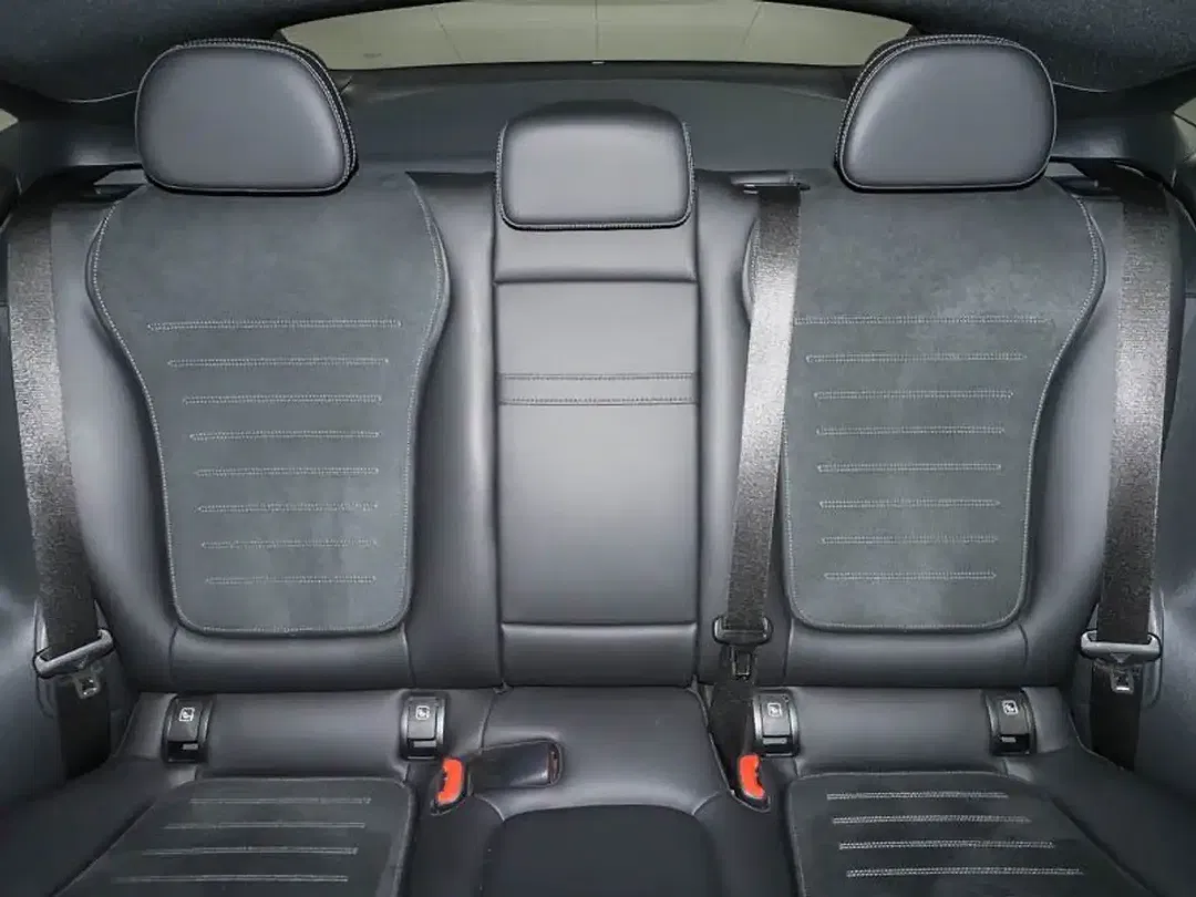 Mercedes-Benz GLC 200 4MATIC AMG Line - Thumbnail 9