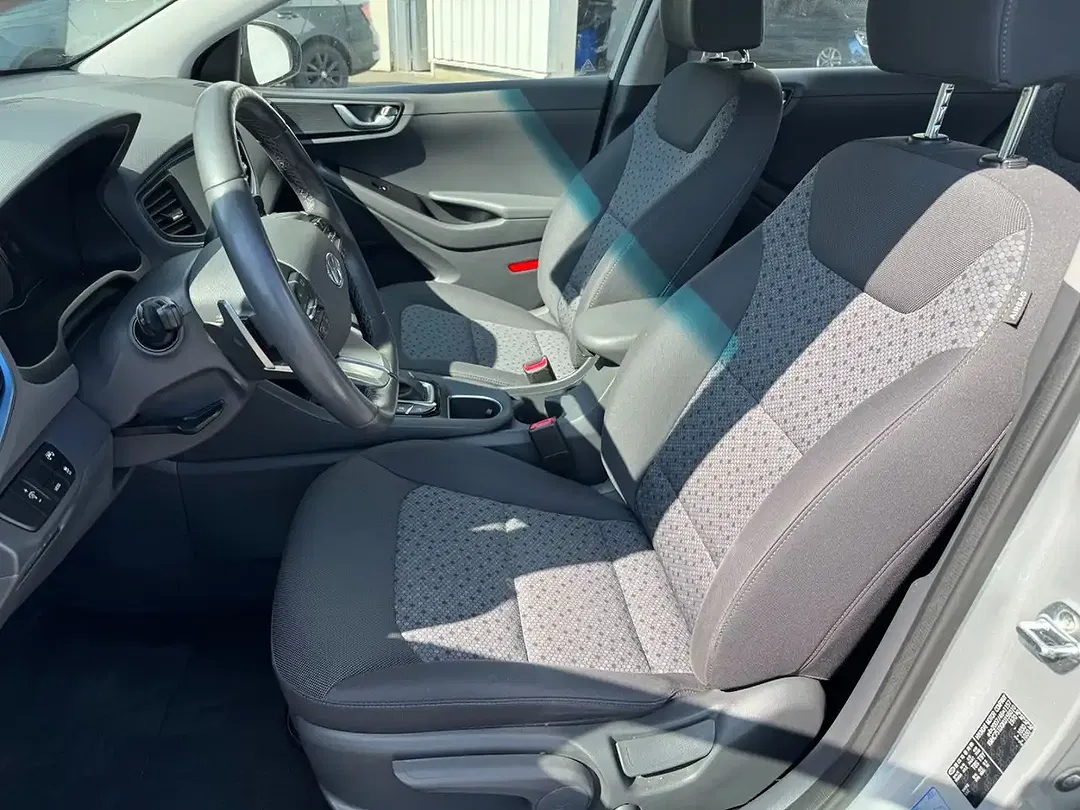 Hyundai IONIQ PHEV Style - Thumbnail 12