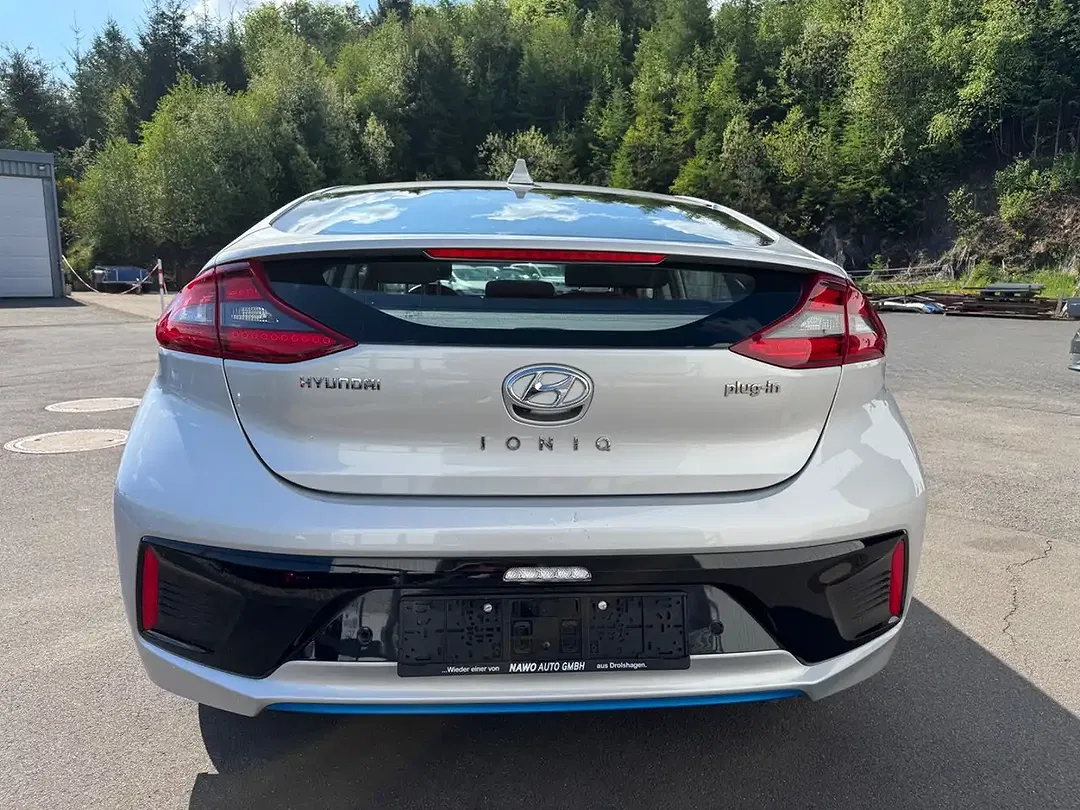 Hyundai IONIQ PHEV Style - Thumbnail 9