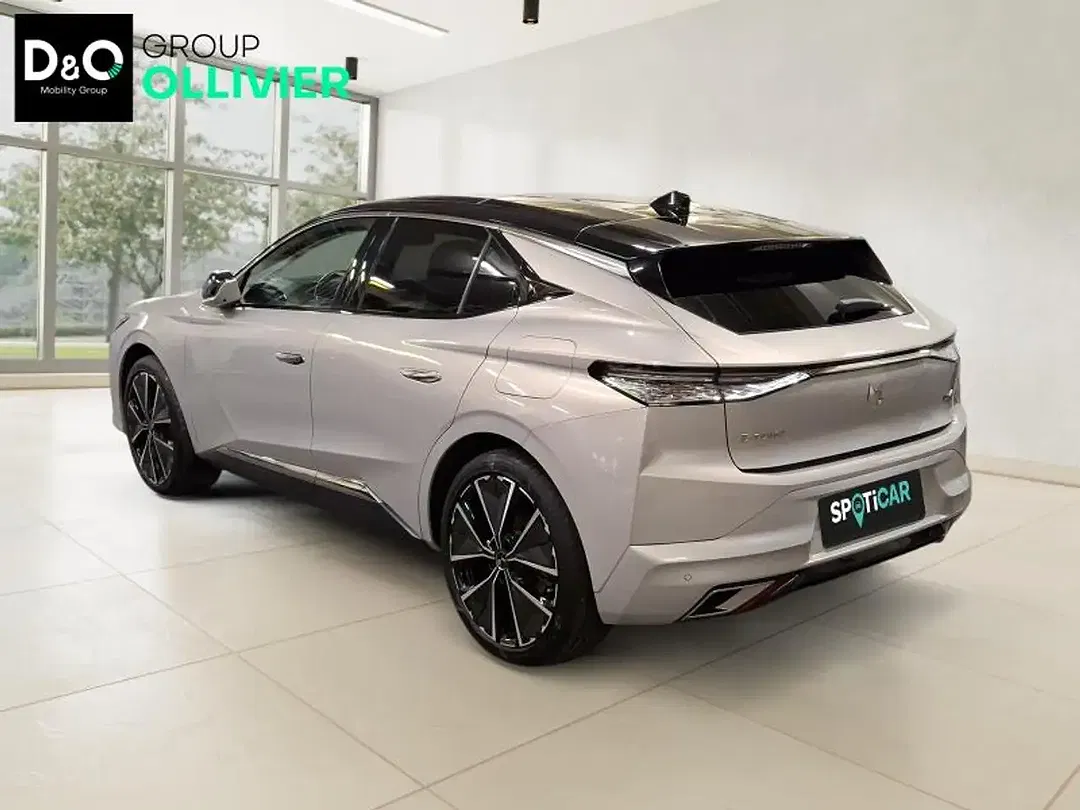 Citroen DS4 PHEV - Thumbnail 3