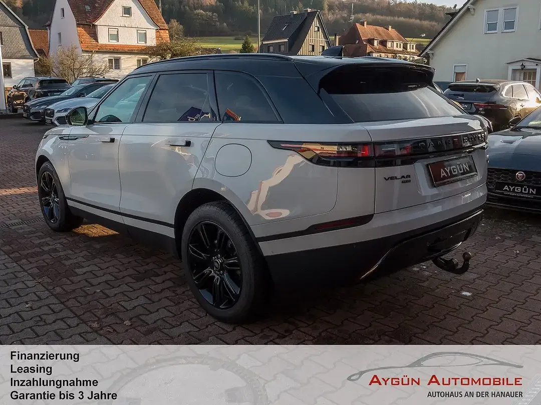 Land Rover Range Rover Velar P400e - Thumbnail 4