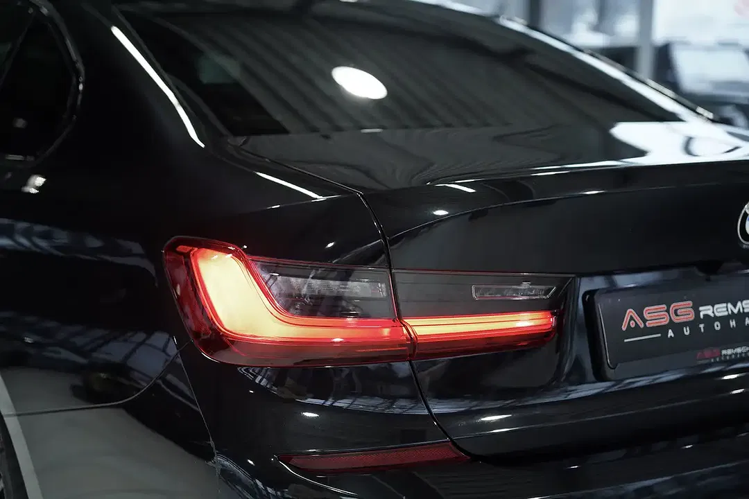 BMW 330 M - Thumbnail 9